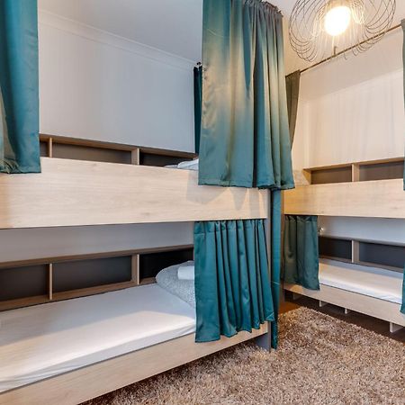 Cozy Nest Hostel Porto Bagian luar foto