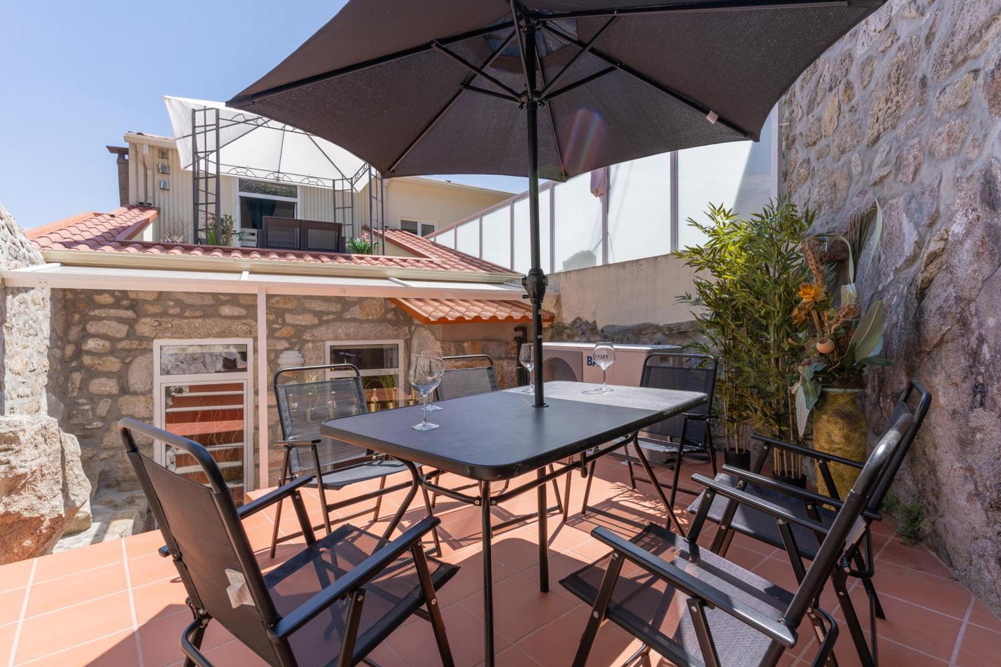 Cozy Nest Hostel Porto Bagian luar foto