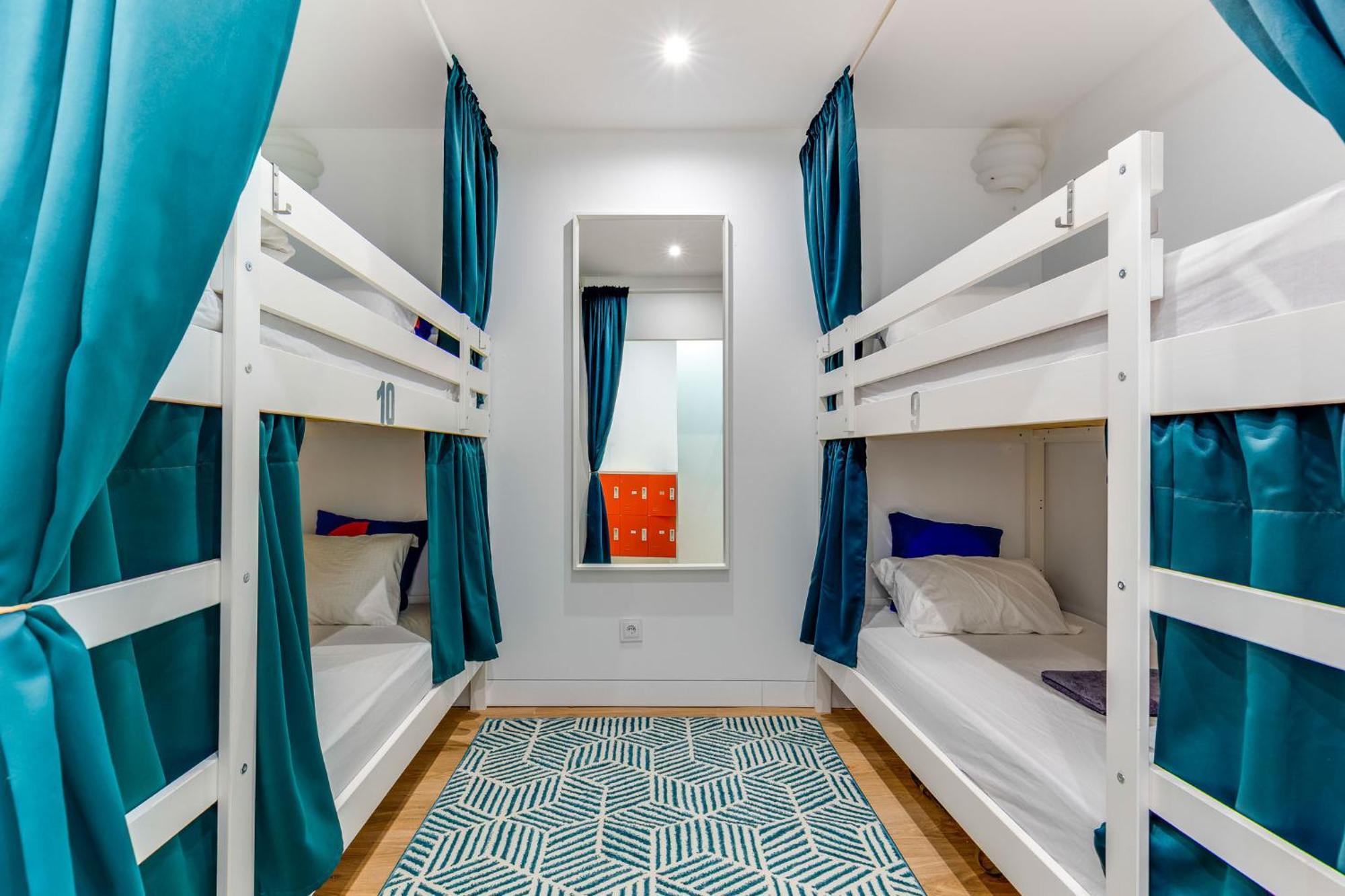 Cozy Nest Hostel Porto Bagian luar foto